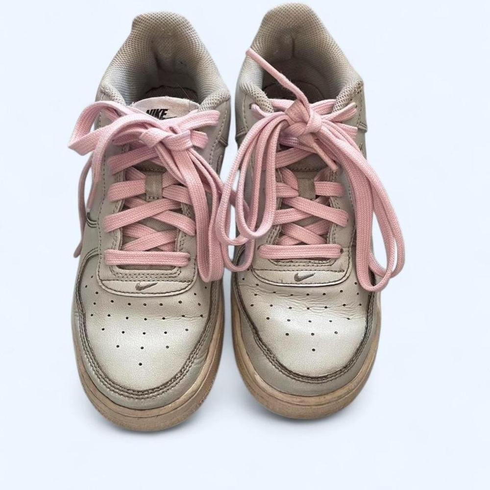 Air Force 1 Low LV8 "Have a Nike Day Earth" sneakers Youth size 6.5